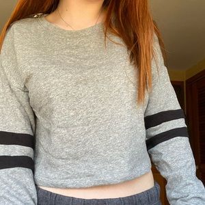Crop top sweater